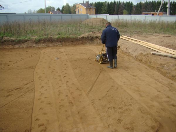 Как правильно сделать плавающий фундамент для деревянного дома: устройство, технология, сооружение, инструменты и материалы - строительство фундамента своими руками, советы, рекомендации, инструкции, фото