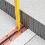 Juntas de control y expansión: lo que todo proyecto de hormigón y pavimento necesita